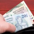 Salario mínimo: qué pasa si tu empleador no cumple con el reajuste del 5% este fin de mes – Economía
