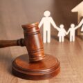 Justicia rechaza pedido de restitución internacional y niña de dos años permanecerá con su madre – Nacionales