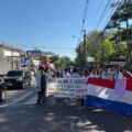 Médicos en huelga se movilizan sobre la avenida Venezuela – Nacionales