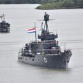Buques Paraguay y Cap. Cabral hacen histórica travesía por la esclusa de Yacyretá – Nacionales
