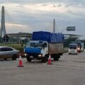 Camioneros brasileños protestan contra la ampliación del horario en el Puente de la Integración – ABC en el Este