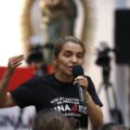 Video: médicos aplaudieron a Dra. Rossana González por su esfuerzo durante medida de fuerza – Nacionales